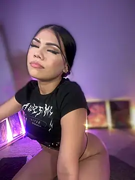 SakuraKato online show from 01/21/25, 02:54