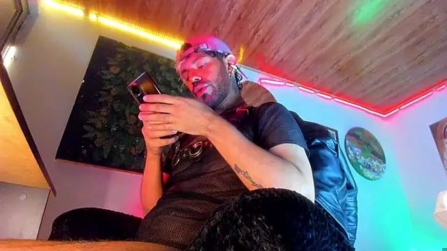 LatinMilk  online show from 07/21/26, 08:38