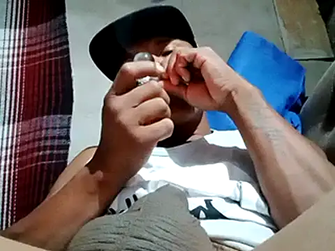 Moreno1813 online show from 02/19/25, 06:44