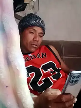 Moreno1813 online show from 03/10/25, 05:22