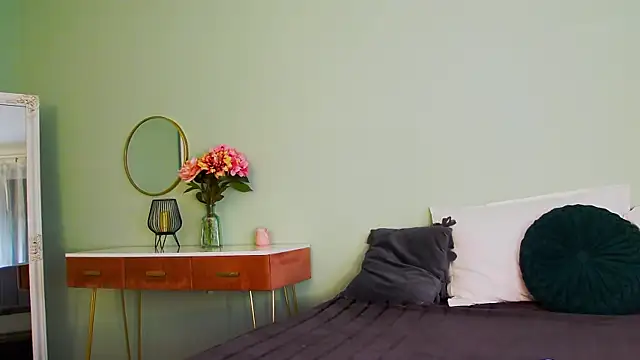 HaileyMoonn online show from 02/27/25, 04:20