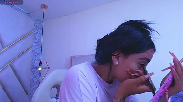 Snapshot of Andreita_Jones chatting on 06/30/26, 11:44 Andreita Jones online show from 06/30/26, 11:44