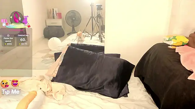 caryn johnson online show from 10/29/25, 01:02