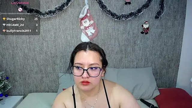 Snapshot of dannarossy_ chatting on 01/03/25, 07:06 dannarossy  online show from 01/03/25, 07:06