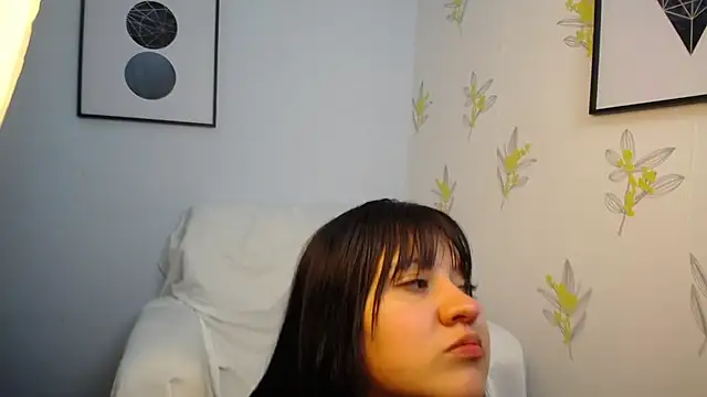 Snapshot of dannarossy_ chatting on 01/22/25, 11:34 dannarossy  online show from 01/22/25, 11:34