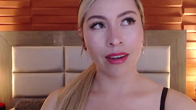 Ammy Castro online show from 02/07/25, 07:49