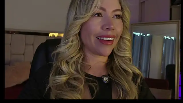 Snapshot of Ammy_Castro chatting on 07/11/26, 10:22 Ammy Castro online show from 07/11/26, 10:22