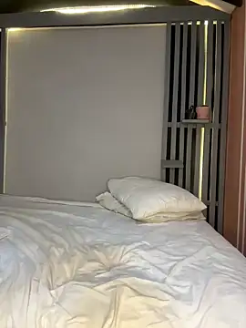 Snapshot of Victoria-And1 chatting on 12/11/24, 03:35 Victoria-And1 online show from 12/11/24, 03:35