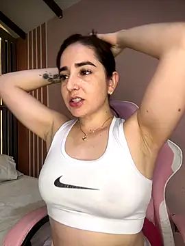 Snapshot of Victoria-And1 chatting on 09/25/25, 01:09 Victoria-And1 online show from 09/25/25, 01:09