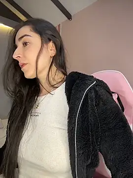 Victoria-And1 online show from 04/21/26, 01:07