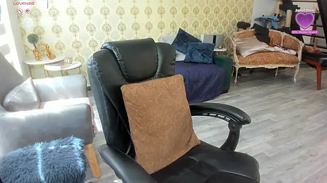  angelina class 7 online show from 10/24/25, 03:30