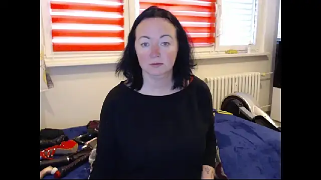 Alexie33 online show from 12/22/25, 09:17