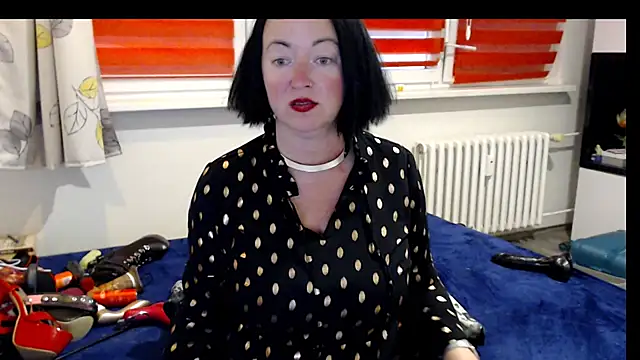Snapshot of Alexie33 chatting on 07/22/26, 10:51 Alexie33 online show from 07/22/26, 10:51