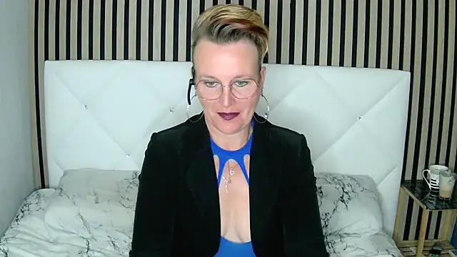 xxNoeliaxx online show from 01/25/25, 08:10