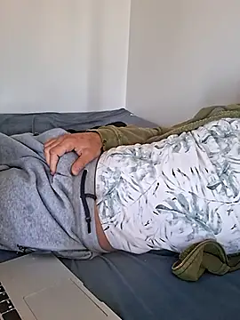 molozeb online show from 10/15/25, 06:57