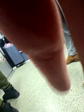 molozeb online show from 12/17/25, 12:00