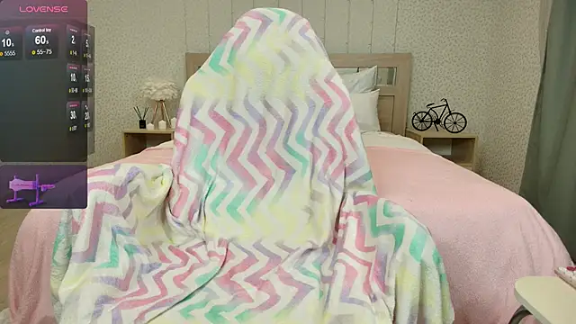 oliviiaa online show from 11/10/25, 12:20