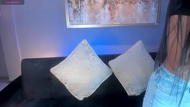 Snapshot of JessicaWilliams1 chatting on 01/29/25, 10:37 JessicaWilliams1 online show from 01/29/25, 10:37