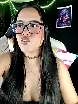 Janna mnt online show from 03/22/26, 03:43