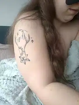 FrancaiseLynne online show from 12/13/24, 09:57