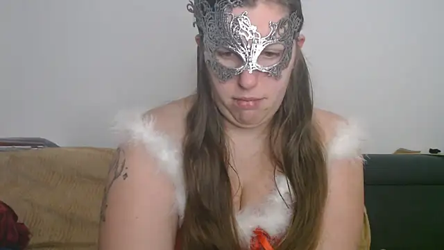 FrancaiseLynne online show from 12/22/25, 05:32