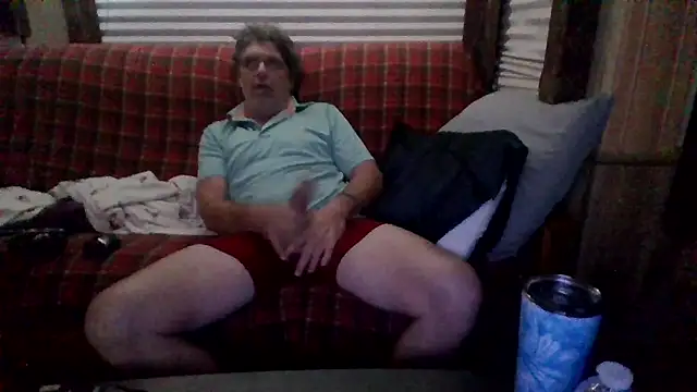 Snapshot of lateniter chatting on 03/08/26, 10:19 lateniter online show from 03/08/26, 10:19