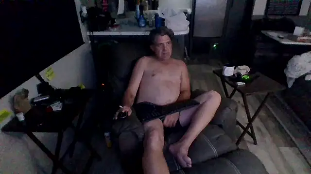 lateniter online show from 04/07/26, 10:26