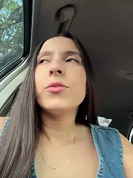 LittleDoll    online show from 12/14/25, 01:27