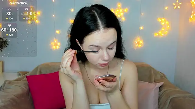 Snapshot of Lori__Hell chatting on 01/18/25, 02:58 Lori  Hell online show from 01/18/25, 02:58