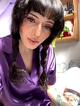 LiliJones  online show from 11/06/25, 03:35