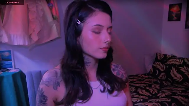 LiliJones  online show from 03/24/26, 04:56