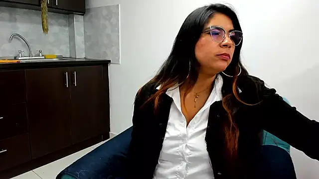 Luna Dumont online show from 02/20/25, 02:13