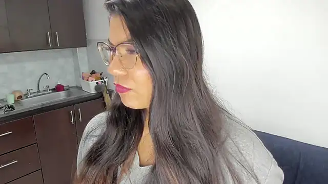 Luna Dumont online show from 03/29/26, 10:59