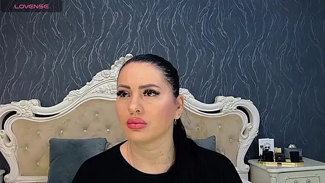 Lauren Saint online show from 02/21/25, 07:56