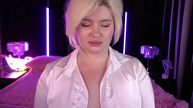 CocoSecretss online show from 12/05/24, 07:16