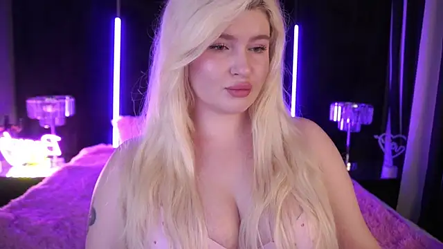 CocoSecretss online show from 12/08/24, 07:47