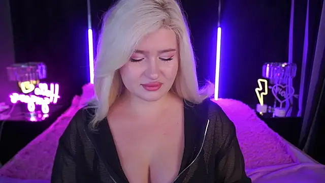 CocoSecretss online show from 10/11/25, 06:56