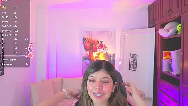 NATAASHA    online show from 10/25/25, 06:46