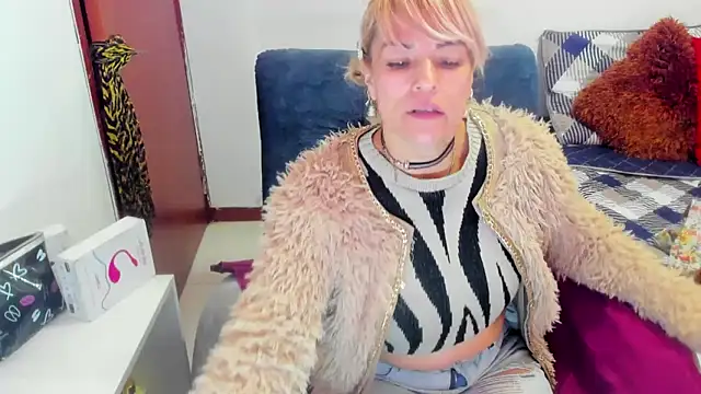 harly  queen online show from 02/14/25, 12:25