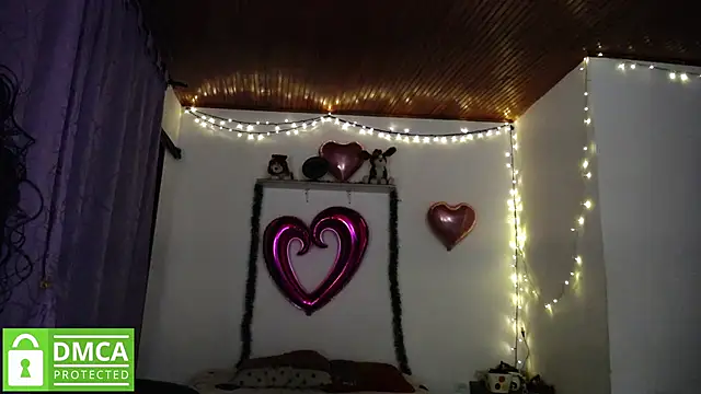 Mr MrsCurie online show from 12/28/24, 11:37