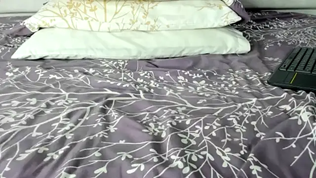 maybelline69 online show from 11/17/25, 07:30