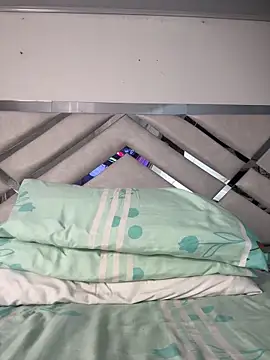 maybelline69 online show from 04/14/26, 04:02