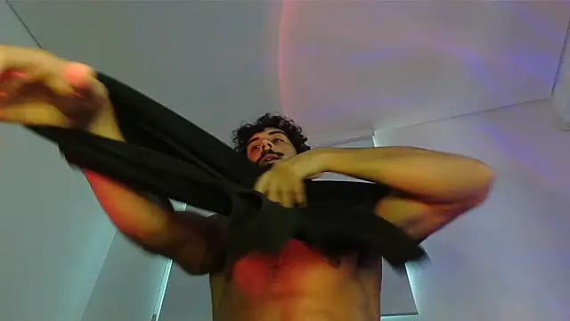 milkoffe online show from 04/17/26, 01:25