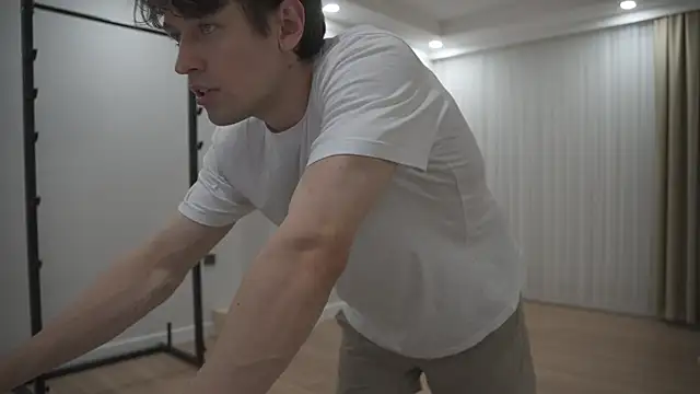 tommyjoyer online show from 11/08/25, 12:05