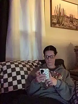 SidneyRaee online show from 03/04/26, 05:52