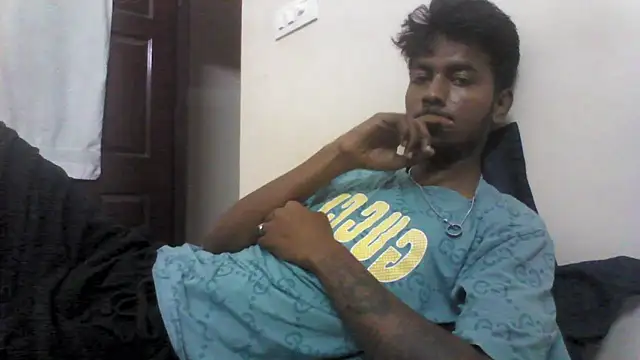 just fucks online show from 09/25/25, 01:15