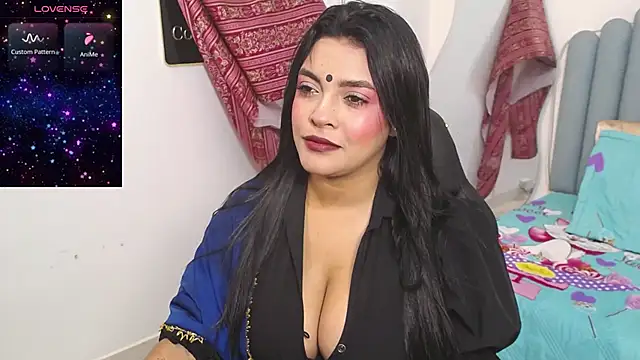 lakshmiraniii online show from 11/01/25, 12:07