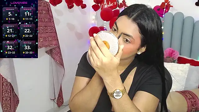 lakshmiraniii online show from 02/14/26, 11:40