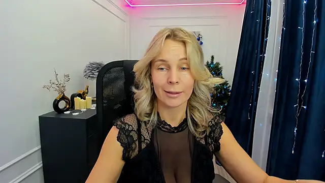 Sinty Devis online show from 12/18/25, 11:38