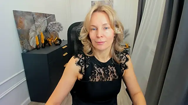 Sinty Devis online show from 03/21/26, 04:28